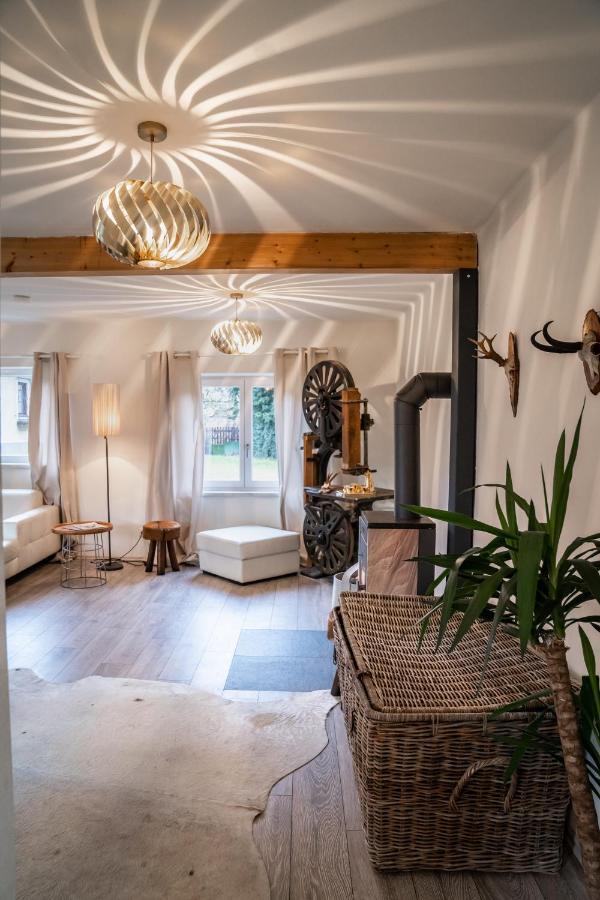 Chalet Happy Family, Secluded Location, 15 Min To Salzburg And Just Short To T Lakes Sound Of Music, Bbq&Bikes&Sunbeds For Free, Up To 14P Golling an der Salzach Exterior photo