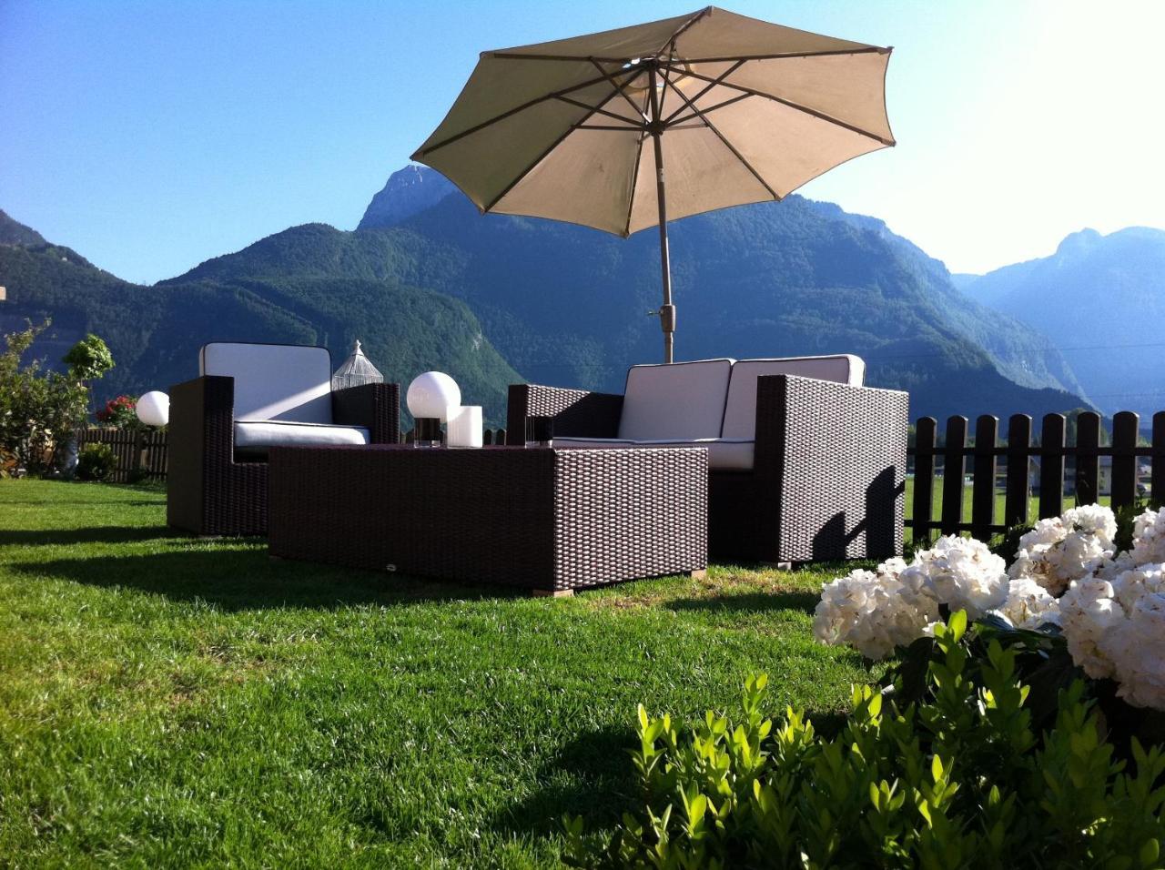 Chalet Happy Family, Secluded Location, 15 Min To Salzburg And Just Short To T Lakes Sound Of Music, Bbq&Bikes&Sunbeds For Free, Up To 14P Golling an der Salzach Exterior photo